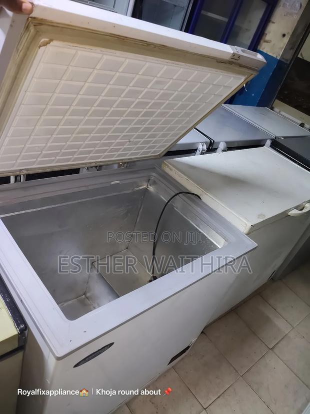Super Clean West Point Deep Freezer - thumbnail 3