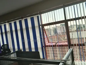 Blinds and Carpets