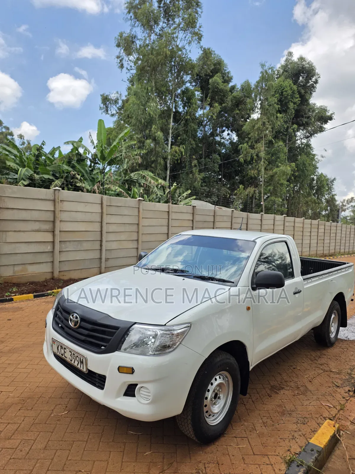 Toyota Hilux 2015 White