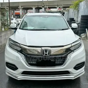 Honda Vezel 1.5 Hybrid 2WD 2018 White