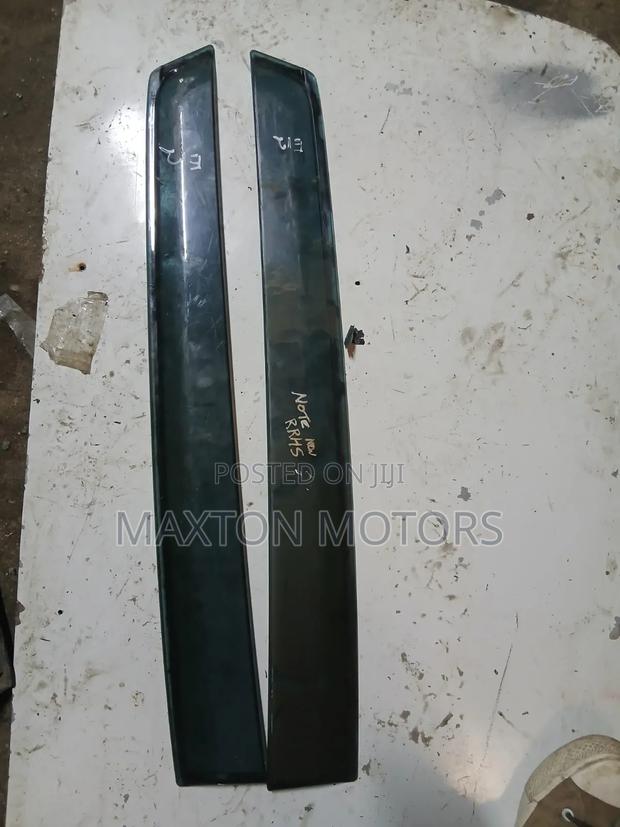 Nissan Note E12 Rear Windbreakers