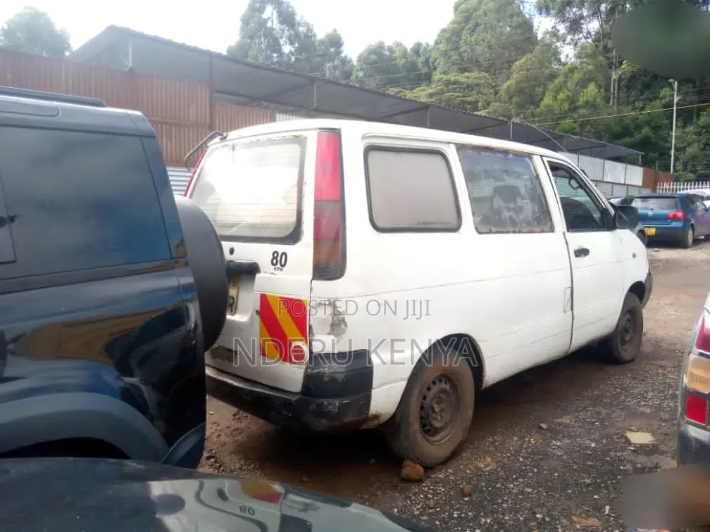 Toyota TownAce 2004 White