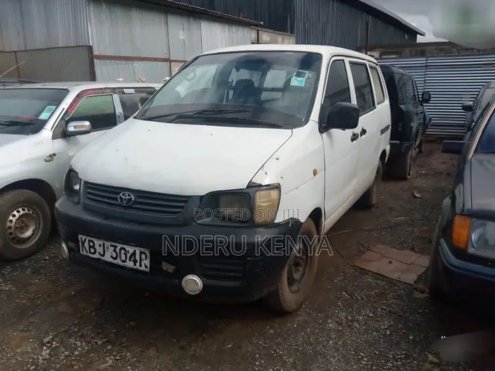 Toyota TownAce 2004 White