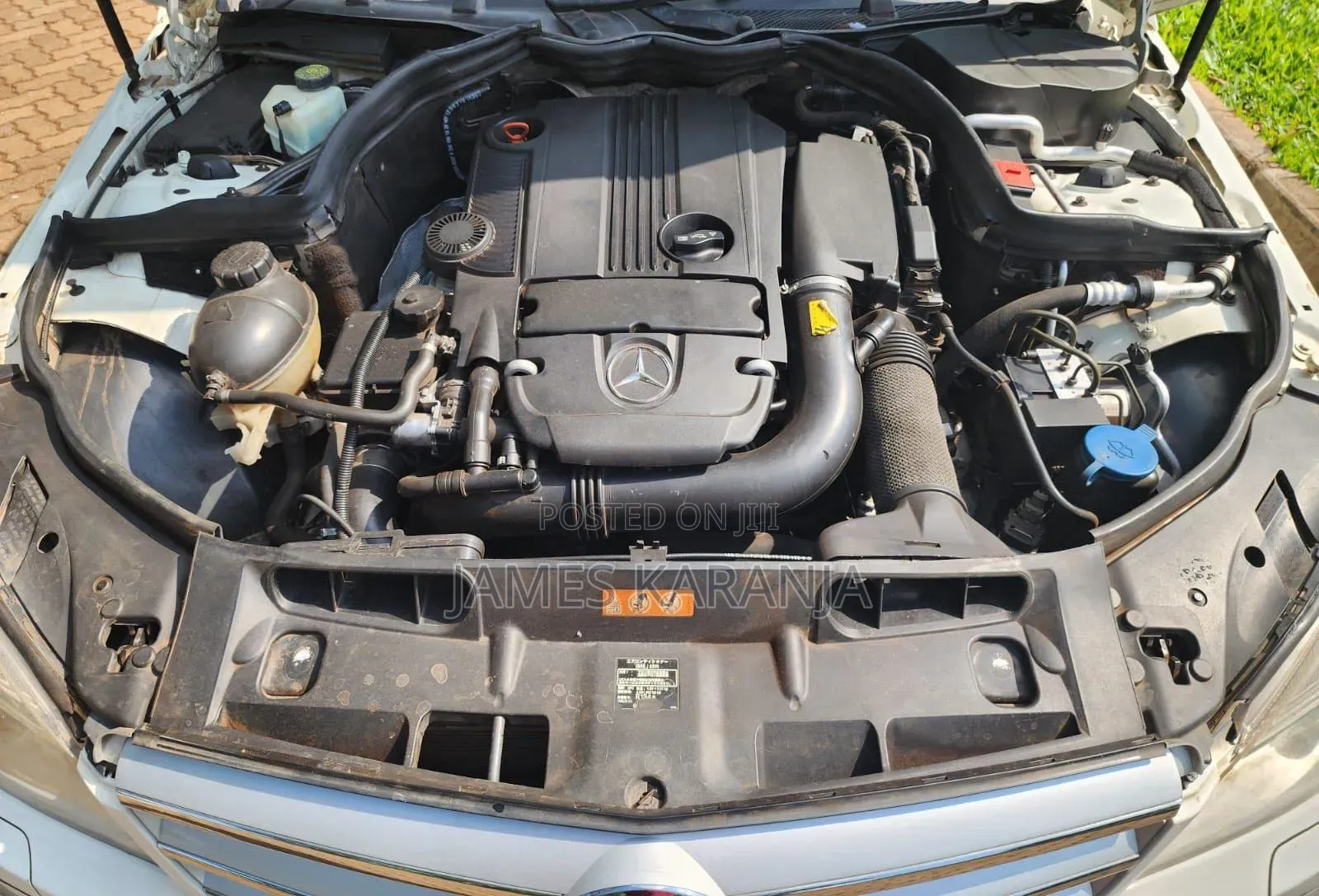 Mercedes-Benz C200 2010 Silver
