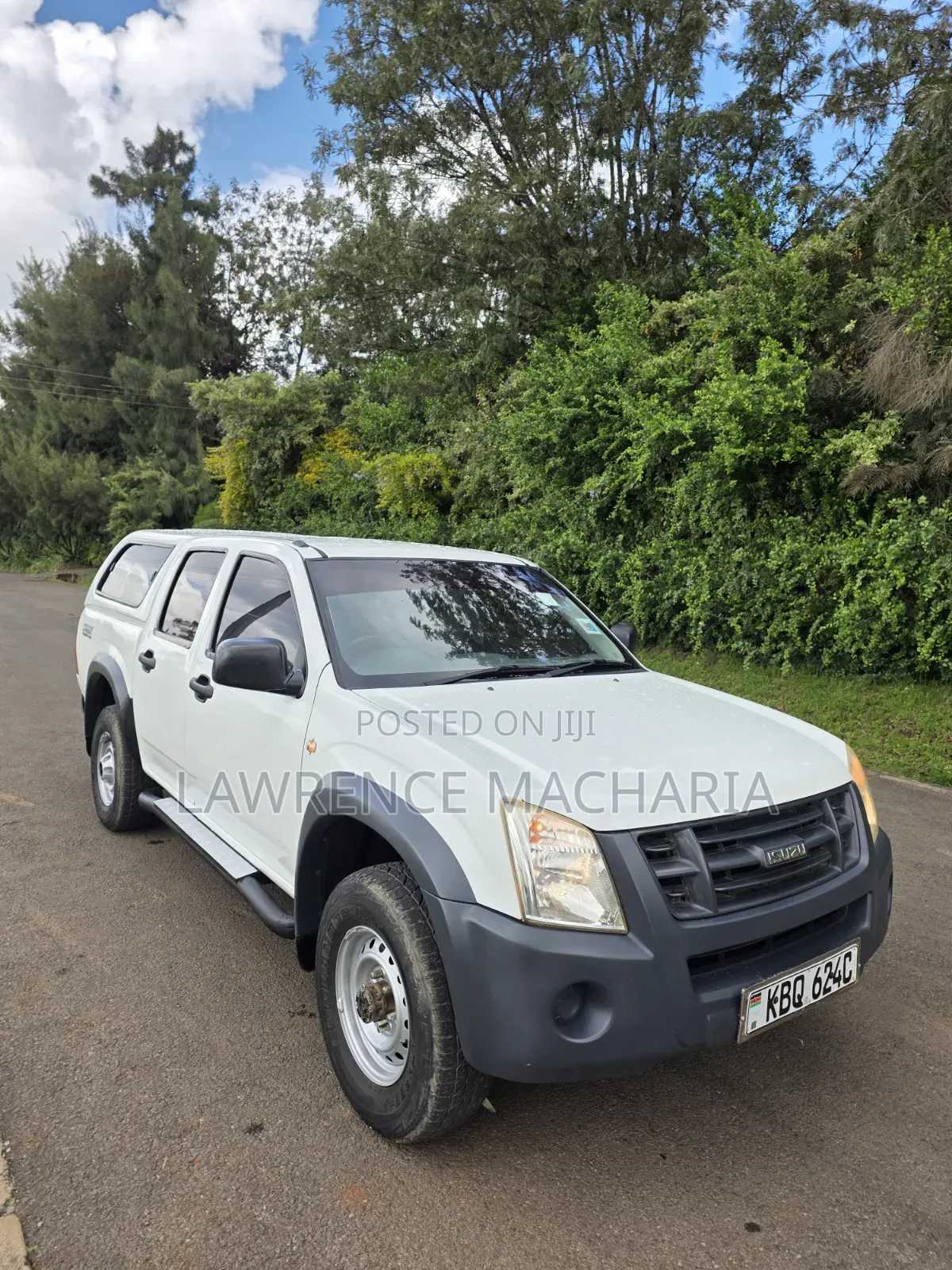 Isuzu D-MAX 2011 White
