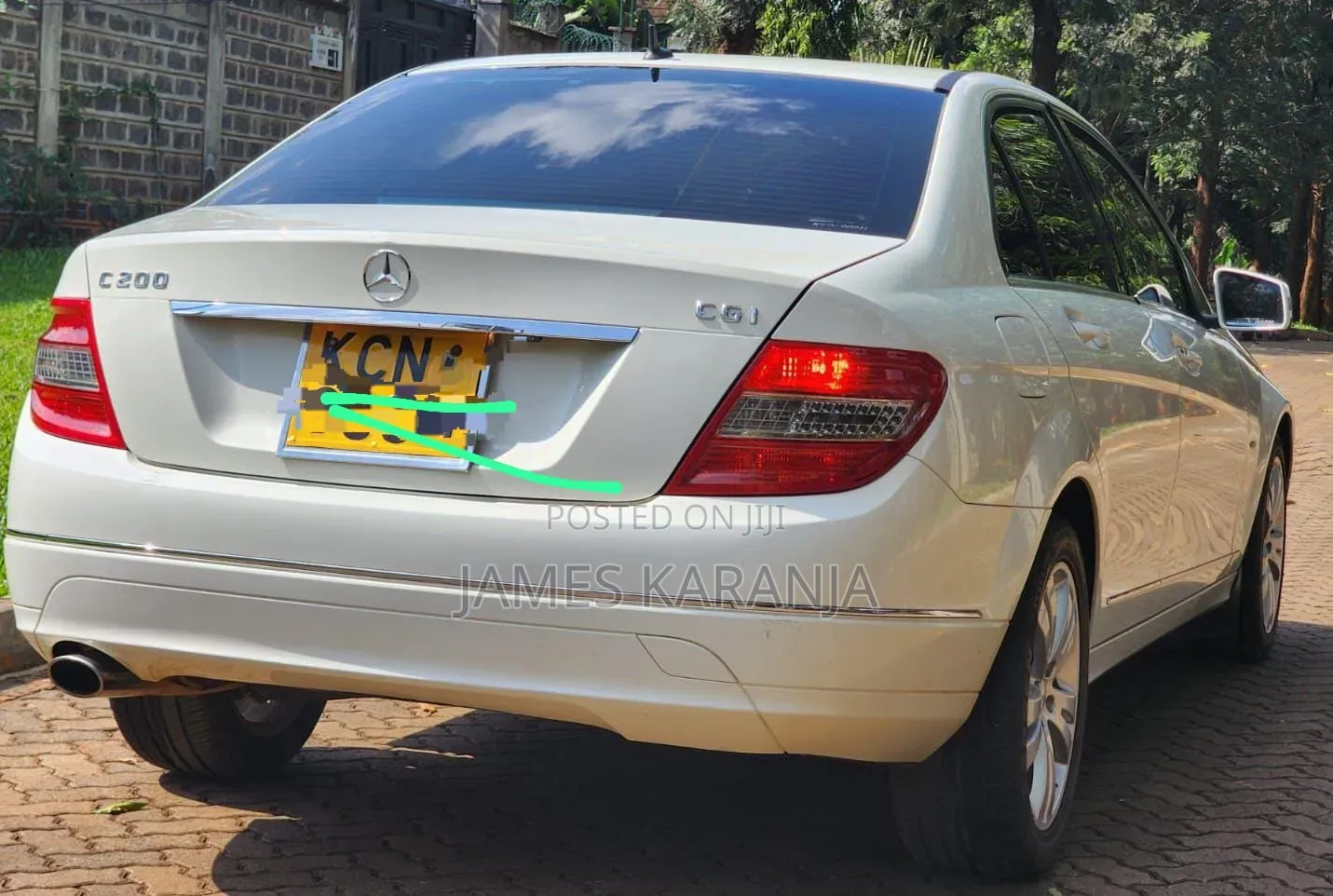 Mercedes-Benz C200 2010 Silver
