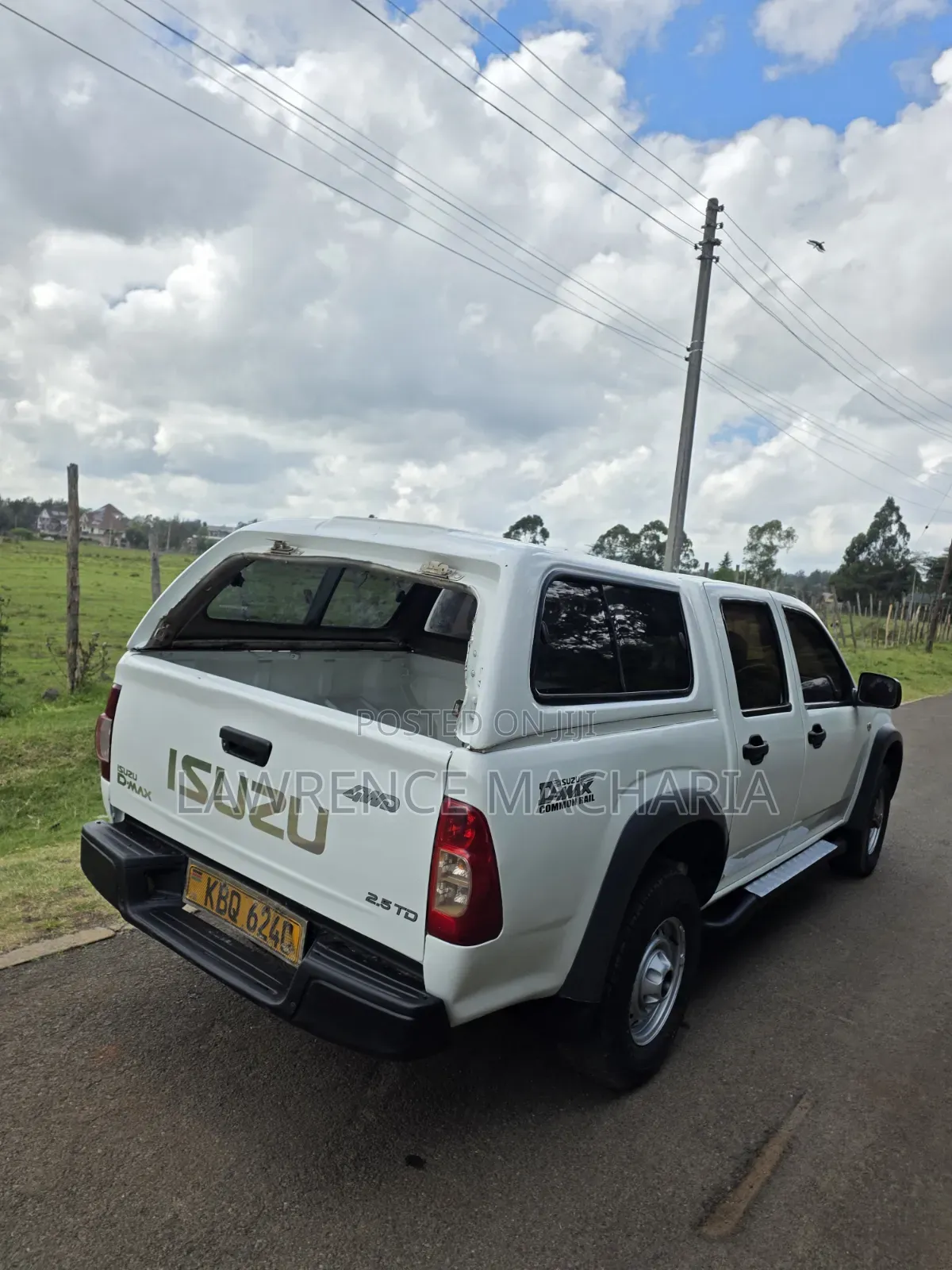 Isuzu D-MAX 2011 White