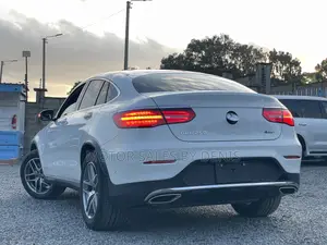 Mercedes-Benz GLC-Class 2019 White