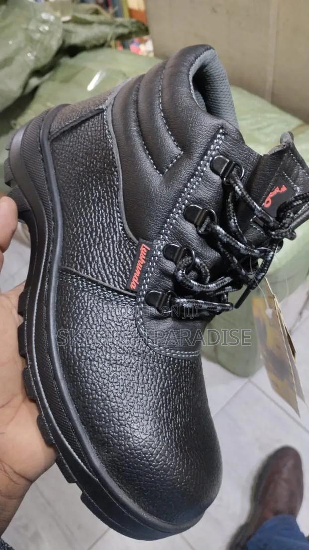 Safety Shoes Available Sizes