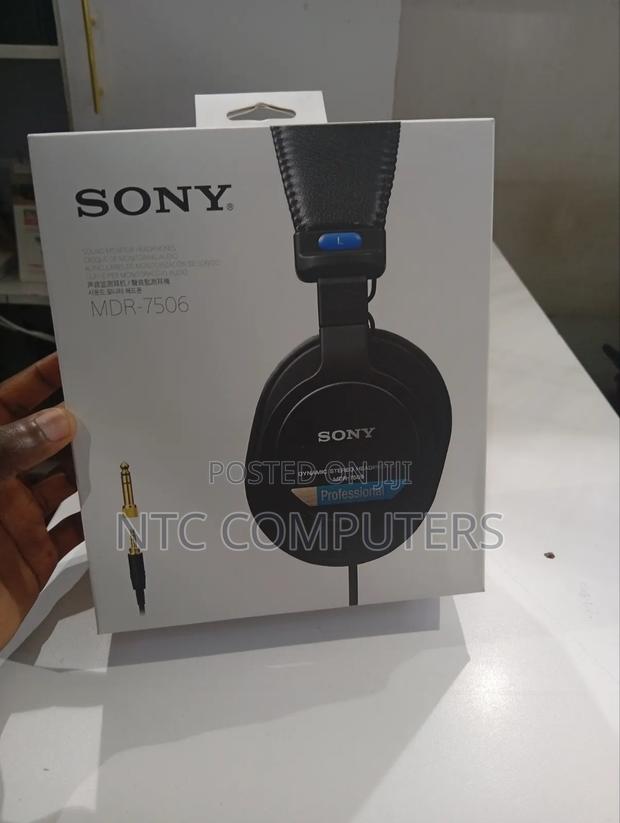 Sony MDR 7506 Professional Headphones