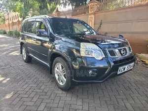 Nissan X-Trail 2012 Black