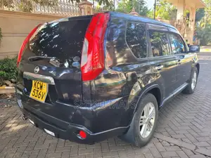Nissan X-Trail 2012 Black