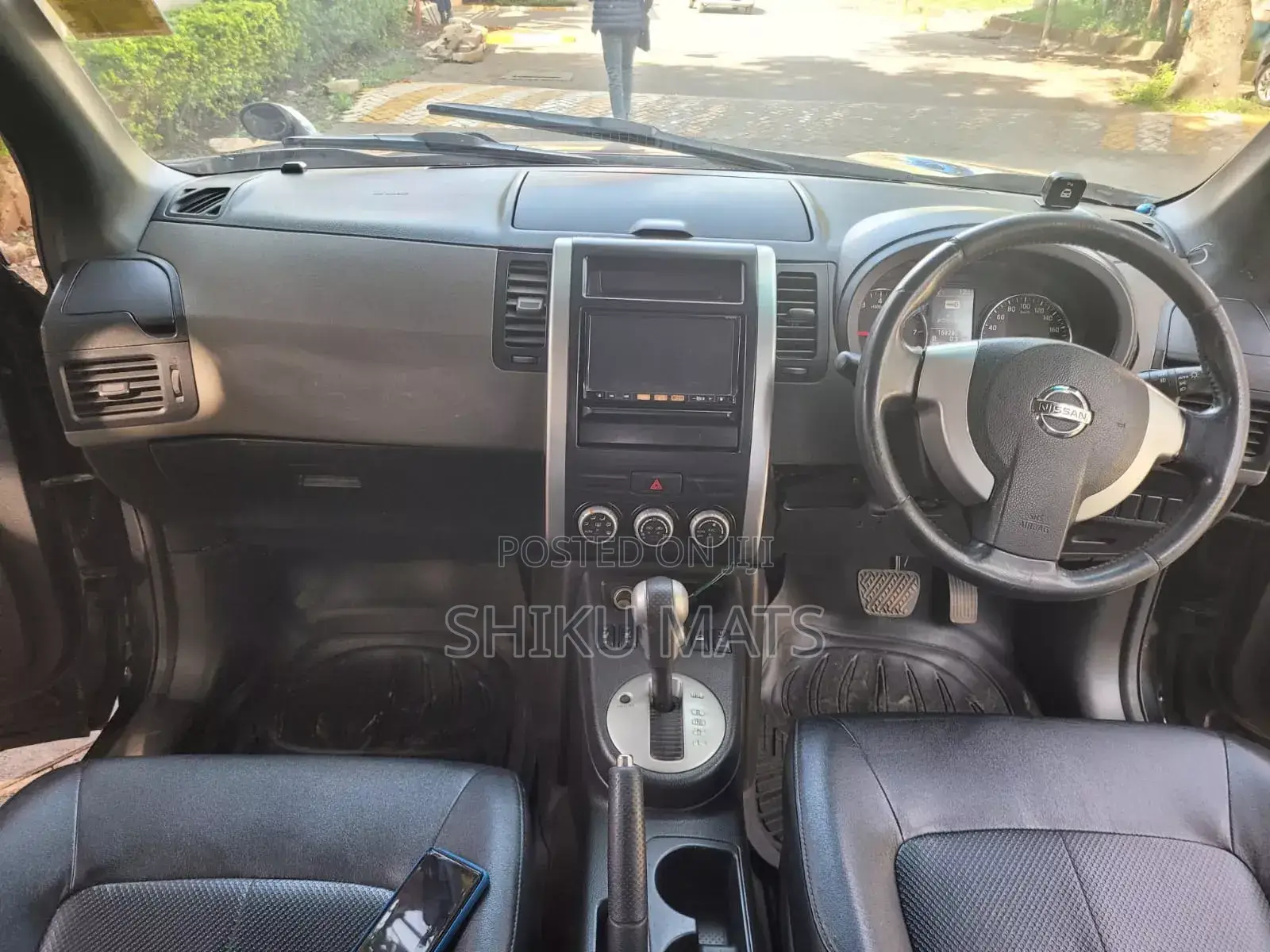 Nissan X-Trail 2012 Black