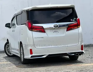 Toyota Alphard 2018 Pearl