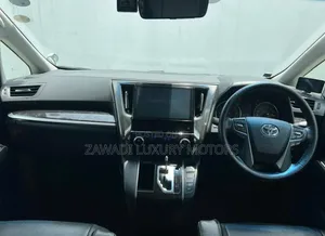 Toyota Alphard 2018 Pearl