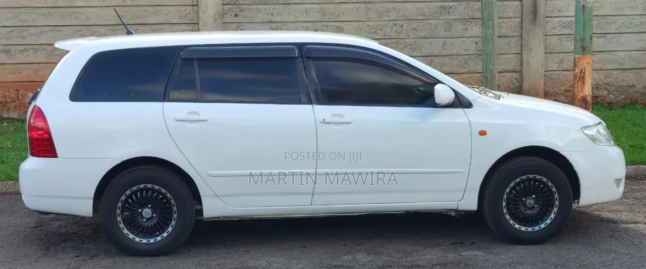 Toyota Corolla Fielder 2006 White