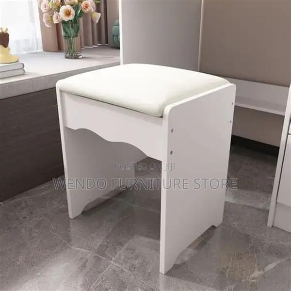 Dressers; Bedroom Vanity Seating Stool Seat - thumbnail 4