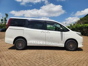 Toyota Noah 2016 White