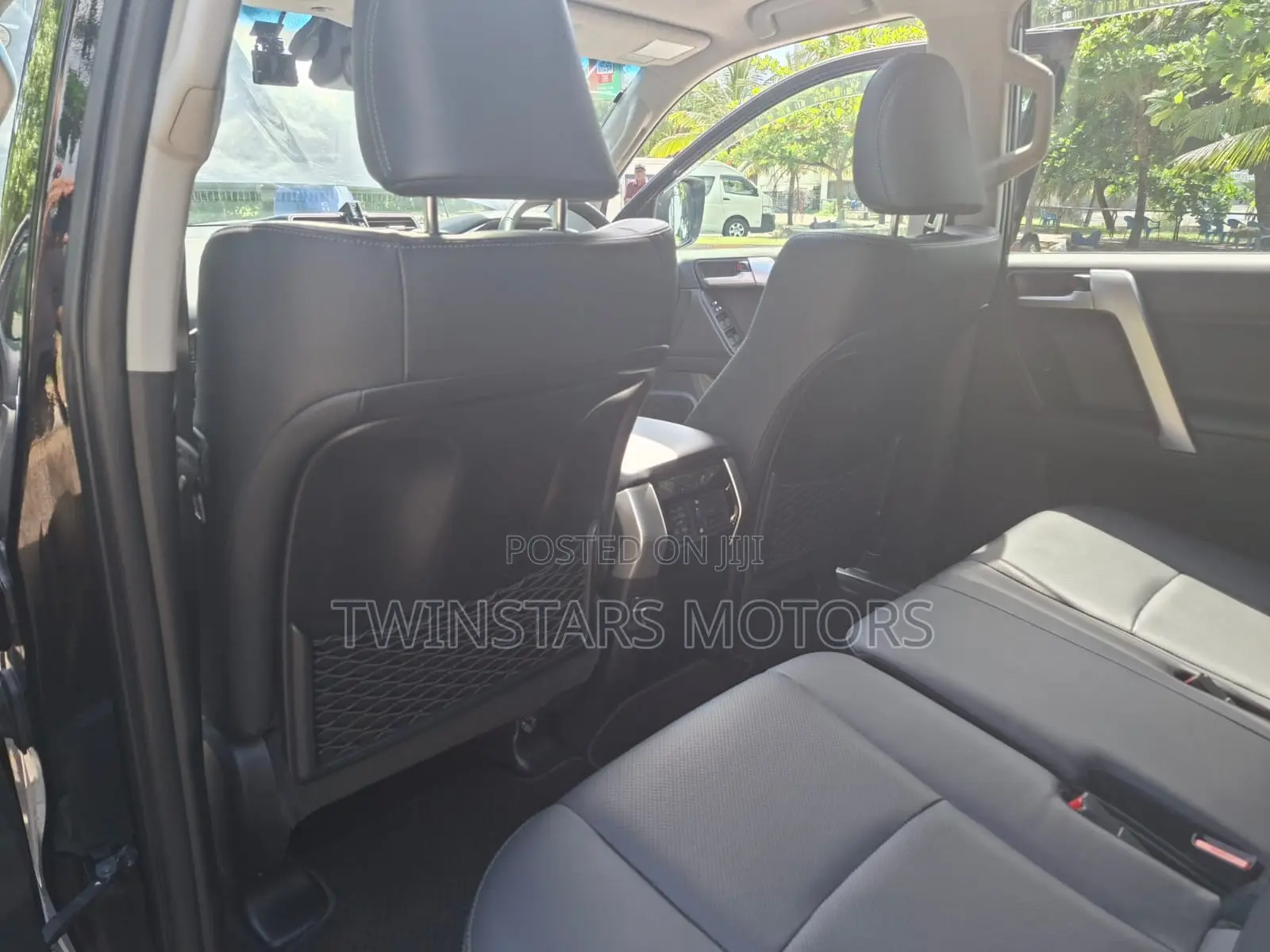 Toyota Land Cruiser Prado 2.8 2023 Black