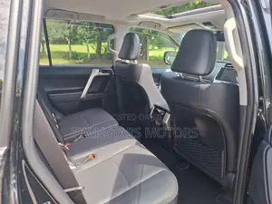 Toyota Land Cruiser Prado 2.8 2023 Black