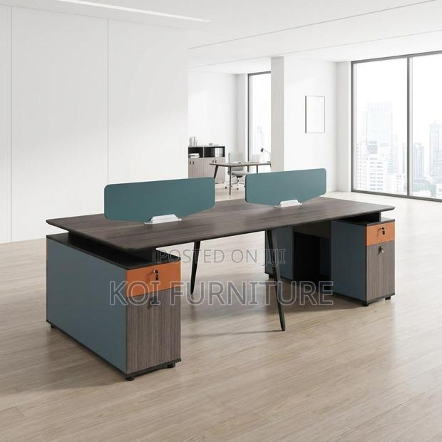 Office Workstation : L98 Modern 4-Person Workstation