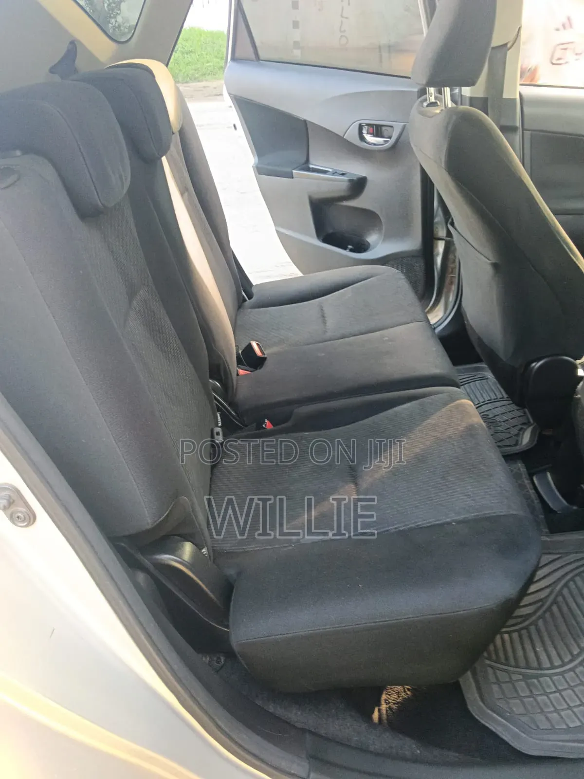 Nissan Caravan (Urvan) 2016 Grey
