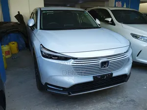 Honda Vezel 1.5 Hybrid 2WD 2021 White