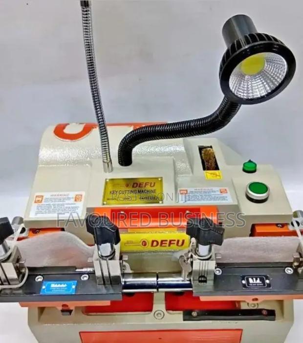 Good Quality Key Cutting Machine /Electric Key Cutting Machine