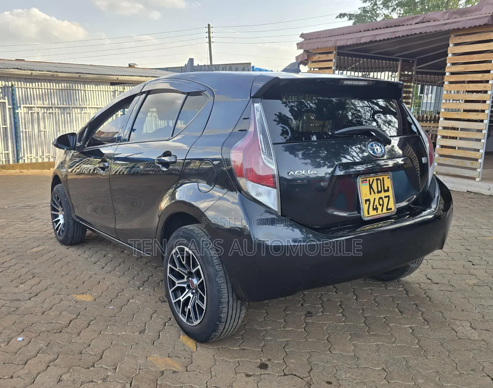 Toyota Aqua 2016 Black