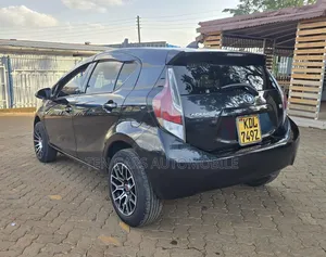 Toyota Aqua 2016 Black