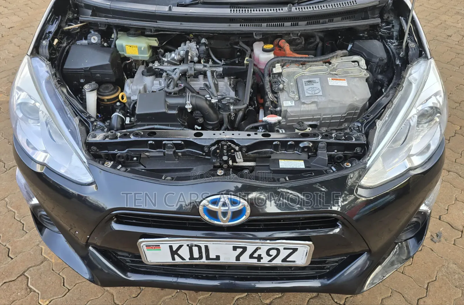 Toyota Aqua 2016 Black