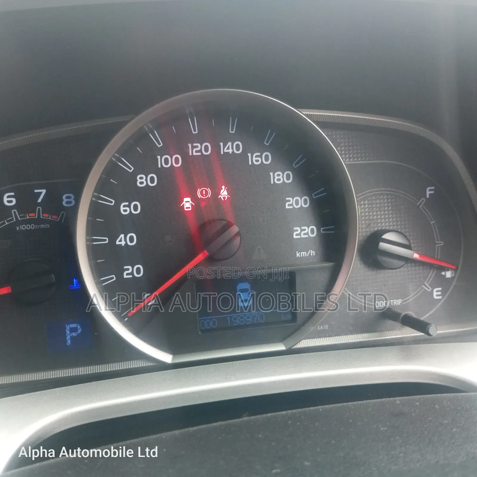 Toyota RAV4 LE 4dr SUV AWD (2.5L 4cyl 6A) 2014 Gray