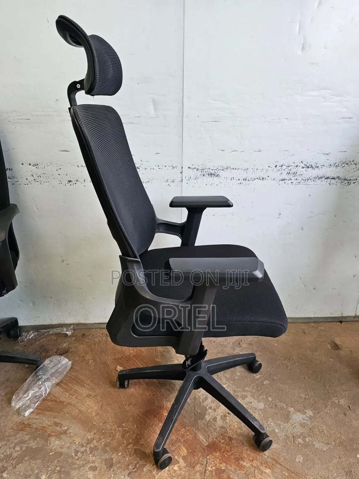 Office Chair : Ergonomic High Back Mesh Chair