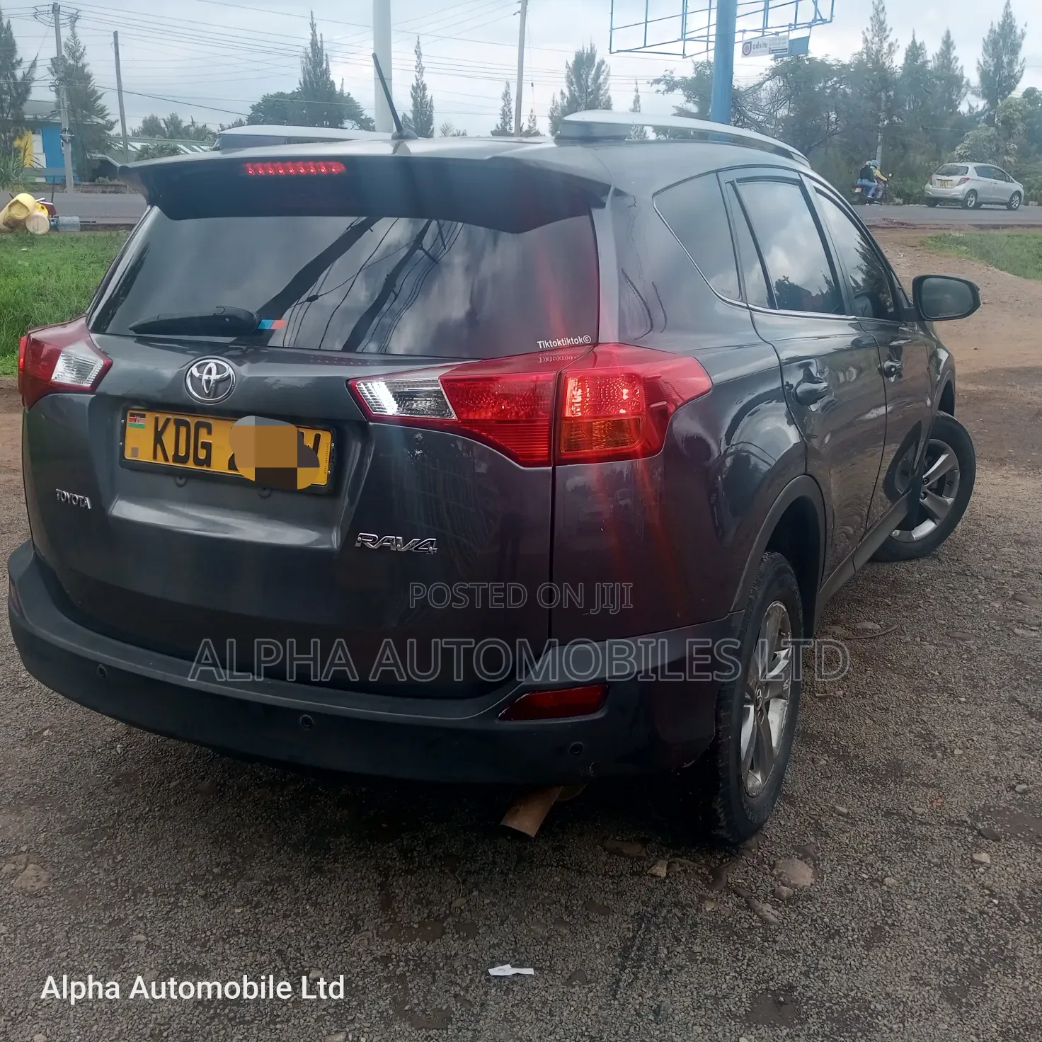 Toyota RAV4 LE 4dr SUV AWD (2.5L 4cyl 6A) 2014 Gray