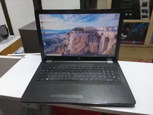 Laptop HP 250 G6 8GB Intel Core i5 HDD+SSD 500GB