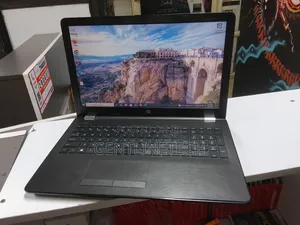 Laptop HP 250 G6 8GB Intel Core i5 HDD+SSD 500GB
