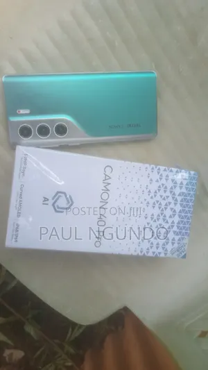 Tecno Cammon 40 Pro