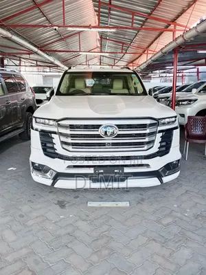Toyota Land Cruiser 3.5 Petrol 4WD 2022 White