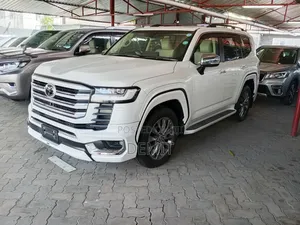 Toyota Land Cruiser 3.5 Petrol 4WD 2022 White