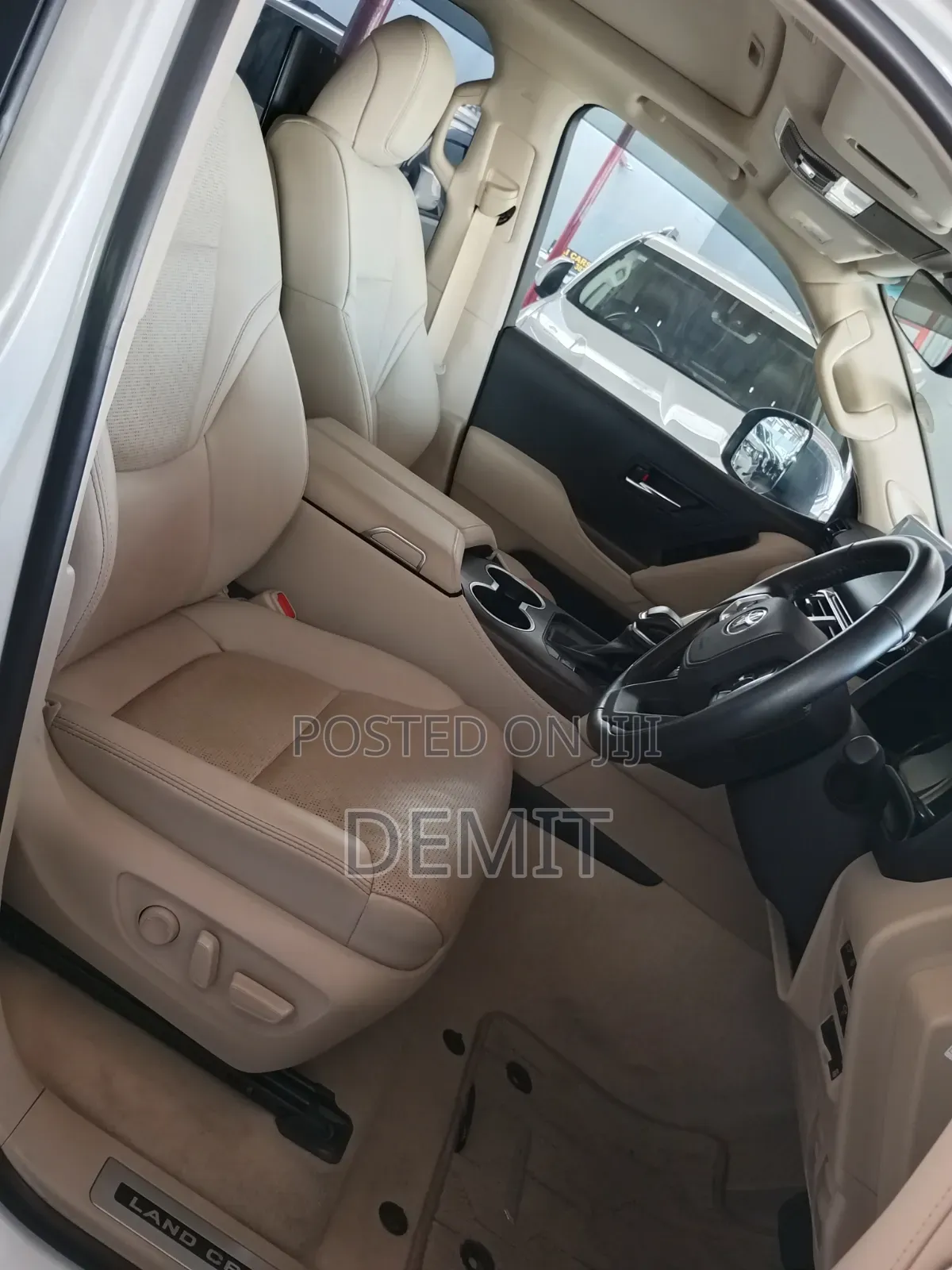 Toyota Land Cruiser 3.5 Petrol 4WD 2022 White