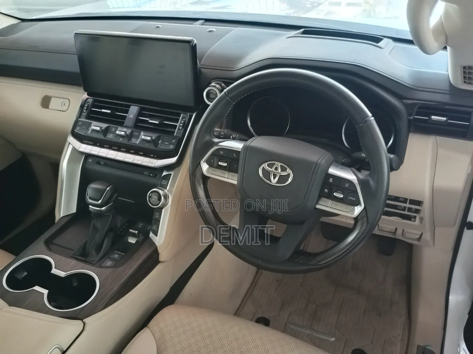 Toyota Land Cruiser 3.5 Petrol 4WD 2022 White