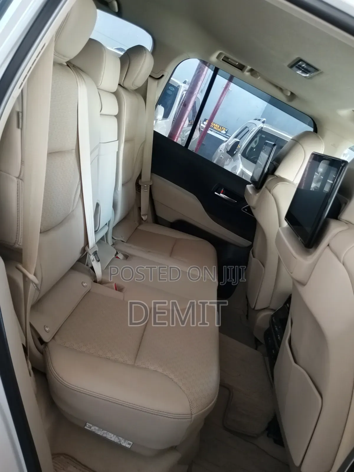 Toyota Land Cruiser 3.5 Petrol 4WD 2022 White