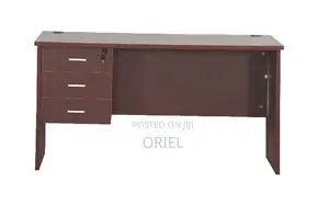 Office Desk : 0.9m Local Office Desk