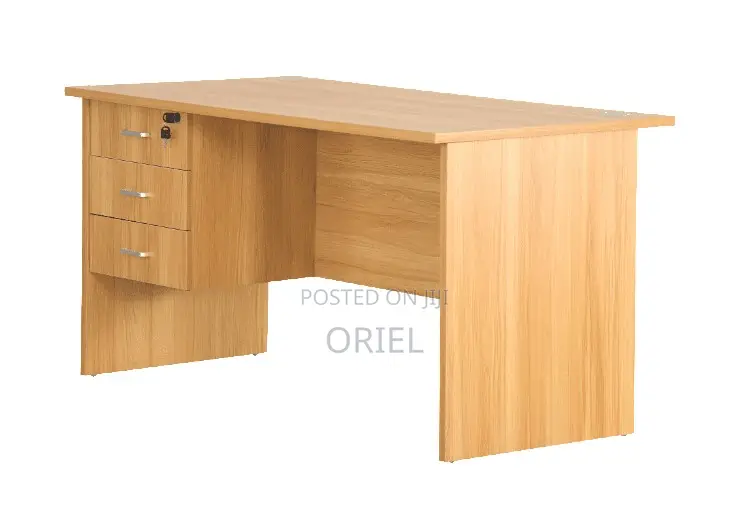 Office Desk : 0.9m Local Office Desk
