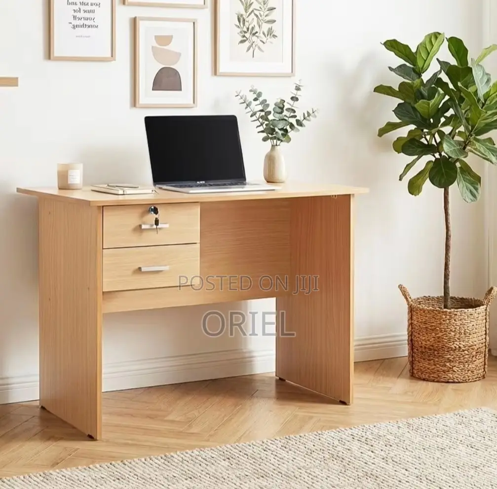Office Desk : 0.9m Local Office Desk
