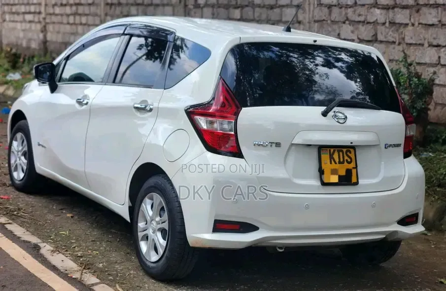 Nissan Note 2017 White