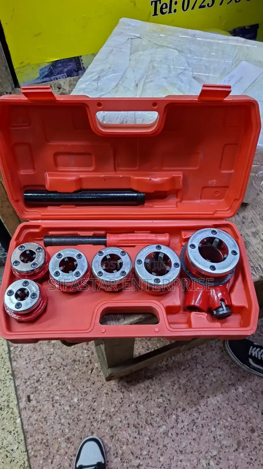 11⁄4" Die Stock