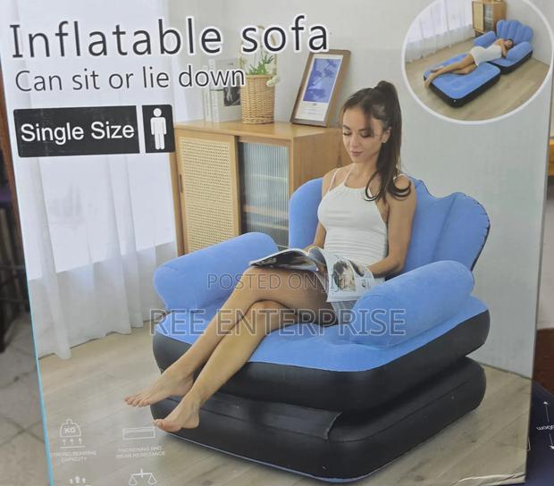 **Inflatable Sofa With Manual Pump