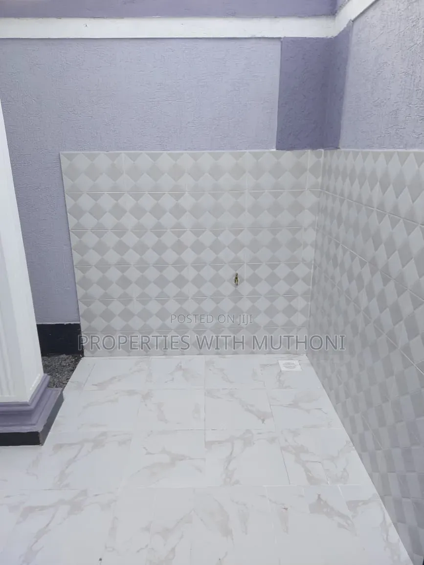 3bdrm Bungalow in Kimbo for sale