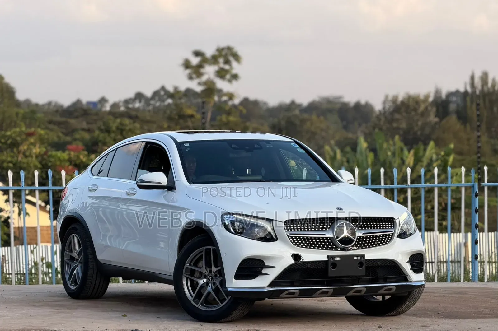 Mercedes-Benz GLC-Class 2019 White